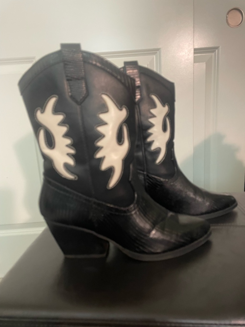 Black Western Cowboy Boots with White Decor